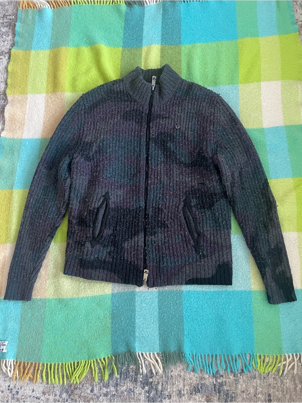 True Religion Camo Funnel Neck Full Zip Wool Sweater Dual Pockets Men’s
